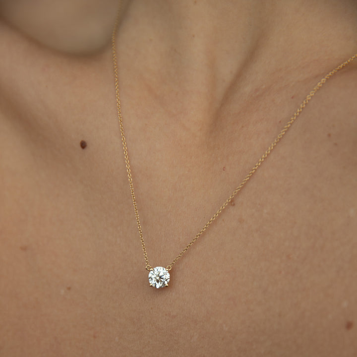 Ethereal 1ct Round Necklace