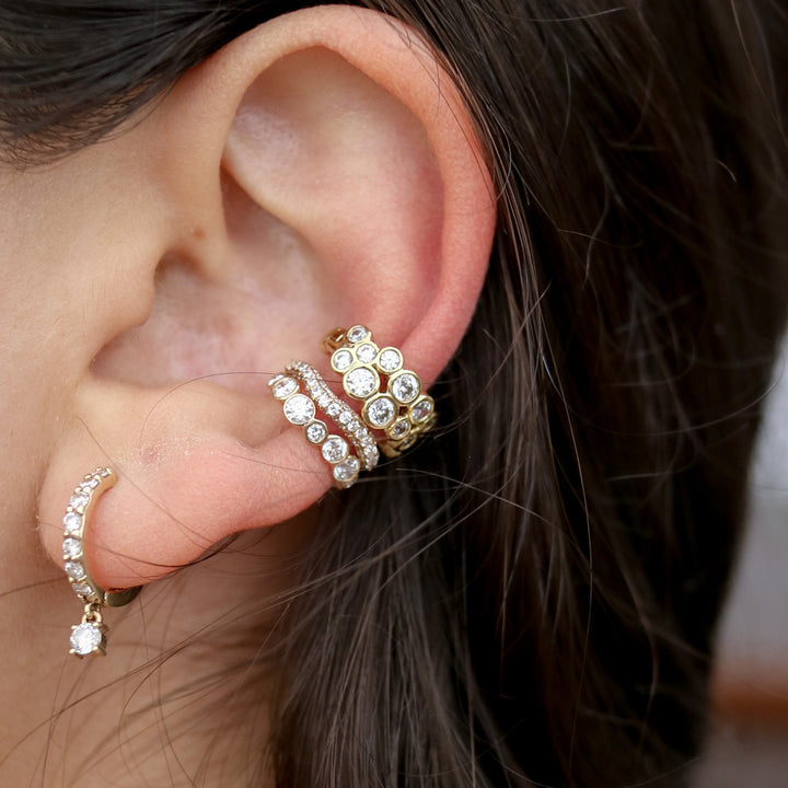 eä wavy Ear Cuff