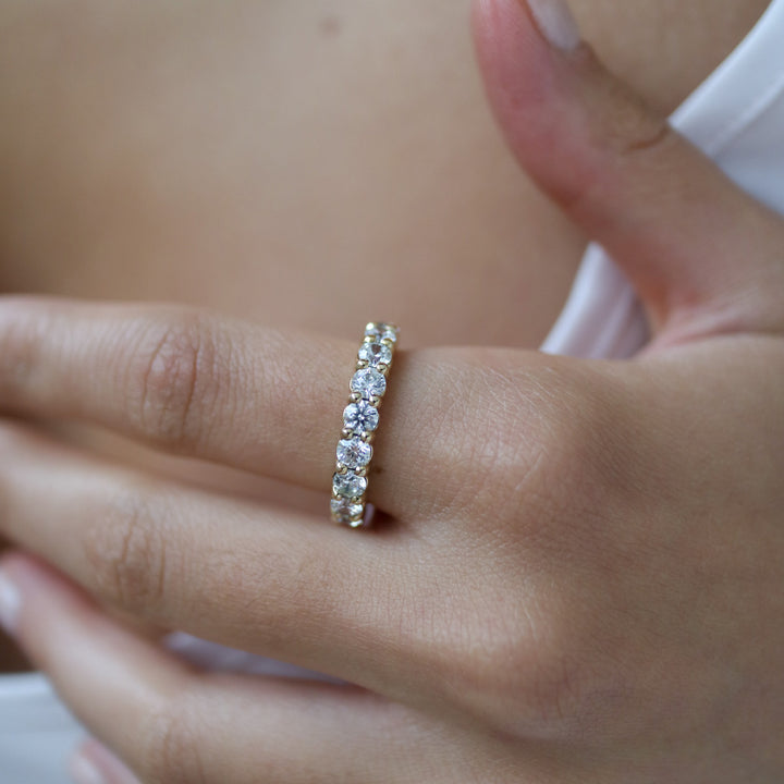 Empowering Round Eternity Bold Band