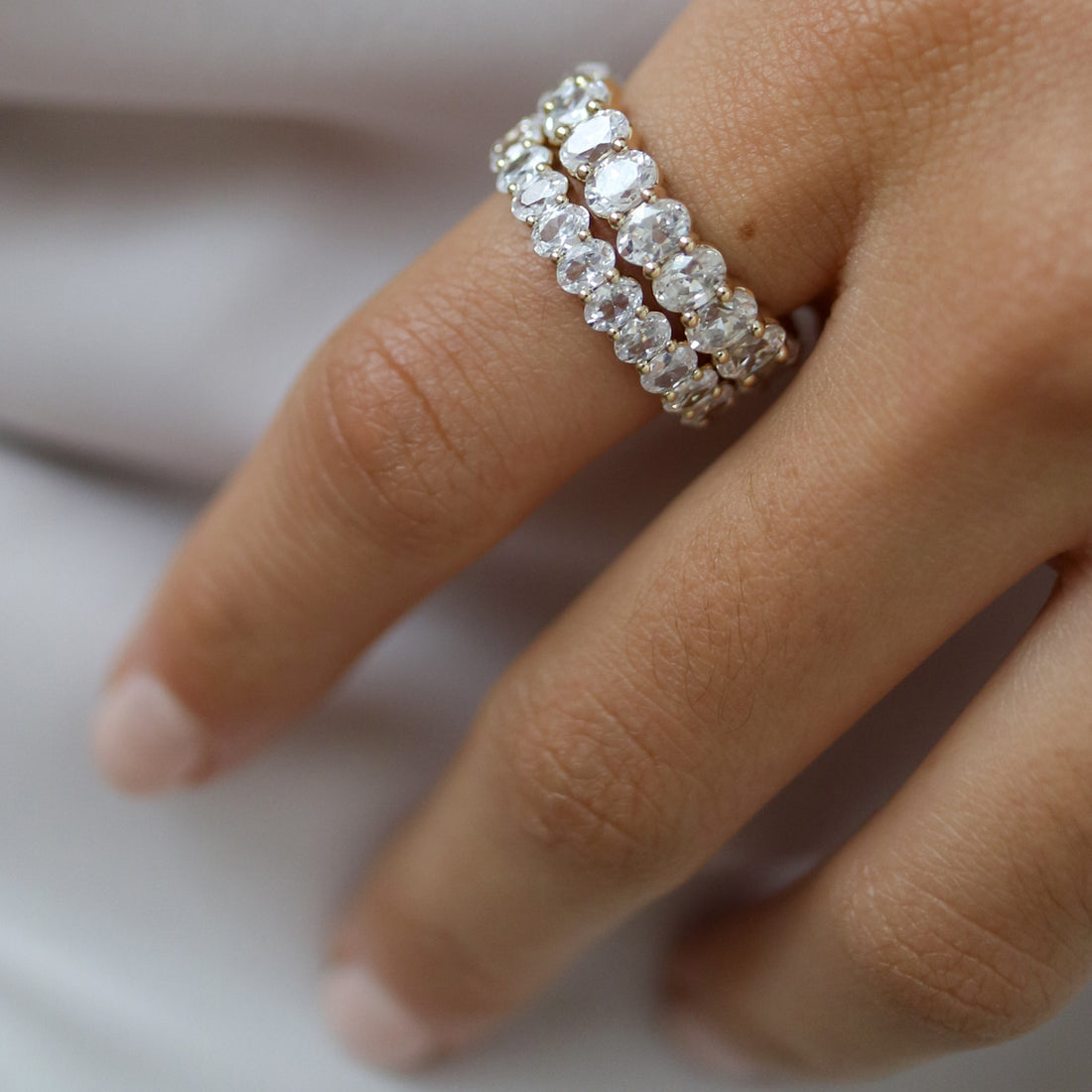 Empowering Oval Eternity Bold Band